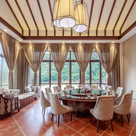 Shaoguan Ruyuan Lanshanyuan LN Dongfang Hot Spring Hotel