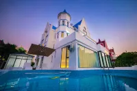 Beihai Silver Beach Pick-up Homestay Hotels in Beihai