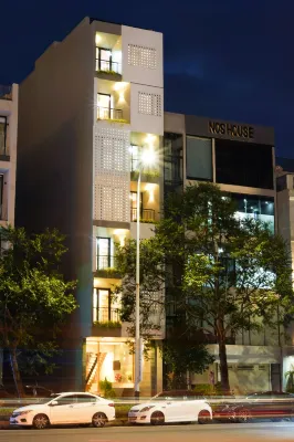 Shi House by Haviland Các khách sạn gần Quảng trường Hoa Hồng