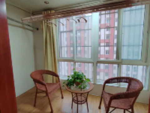 Warm Full House Apartment