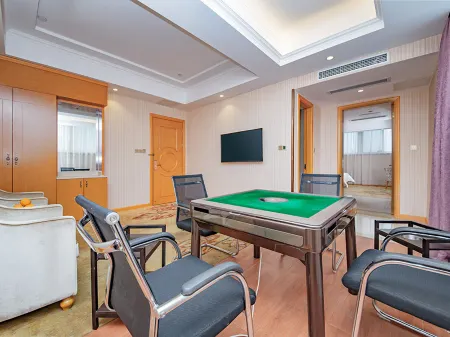 Werner Hotel (Xiaogan Wanda Plaza Hong Kong City Branch)