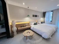 Yuancha Qingshe · Qingshi Culture Theme Homestay - Airport Shuttle