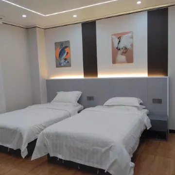 Linshui Dongyuan Hotel