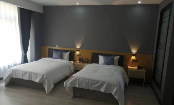 Thank Inn Hotel (Tengzhou BK Yayuan)