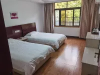 Wensong Chinese Inn Hotels near Jiulong Waterfall