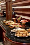 Eastern Comfort and Suites - Desayuno