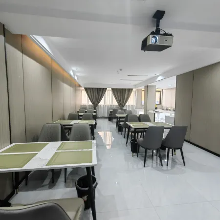 Suqian Yunlan Manju Hotel (Baolong Plaza Bus Terminal)