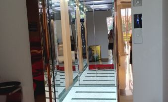 Taibai Shuxuan Hotel