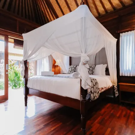 The Lavana Jhonny Kibung Villas Lembongan Отели рядом с достопримечательностью «Утес Ченинган»