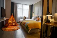 Posher House Urumqi Hotel (Tianshan International Airport · Degang Wanda) - Family