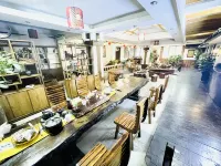 Dexin Homestay (Chengdu Luomashi Subway Station)