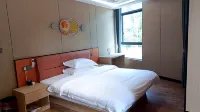 Longnanhui Youcheng Self-service Apartment - Esports
