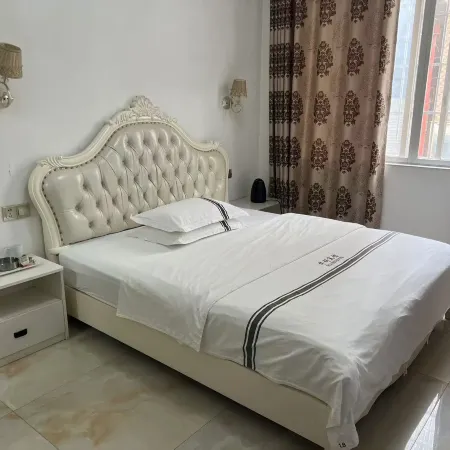 Dahua Huashu Hotel