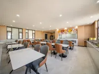 Jifeng International Hotel (Jiashi New People's Hospital Branch) Hotels in Jiashi