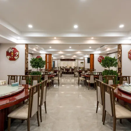 Comfort Hotel (Beijing Xizhimen Cishousi Subway Station Branch) Отели рядом с достопримечательностью «Столичный педагогический университет»