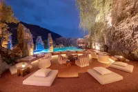 Zhangjiajie Qishi Li Cave Homestay (National Forest Park Flagship Store) - 5 estrellas