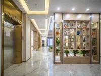 Colorful Danxia Mountain View Meiju Hotel