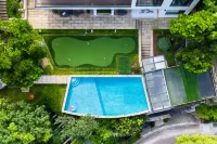 June Bay. sea and sunr i se Golf Pool Seaview Villa (Zhujiajian Nansha Store) - สระว่ายน้ำส่วนตัว