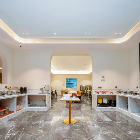 Huachen Yuexi Holiday Hotel (Xishuangbanna Jinghong Airport & Mengle Grand Buddha Temple Branch)