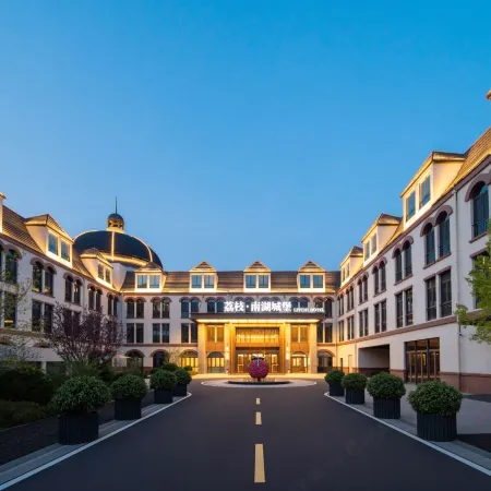 Litchi Hotel