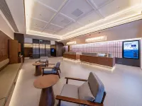 Starway Hotel (Xinxiang Municipal Government Baolong Plaza) Hotele w: Xinxiang