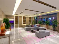 Lavande Hotel (Huludao Suizhong) - parking