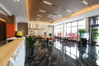 Lake Jingpo Lanyue Hotel - 4-Star