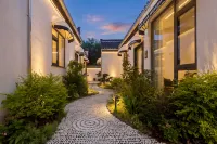 Ruoyi ROY Retreat Shifu Homestay (Jixi Qipan Village) - piscina