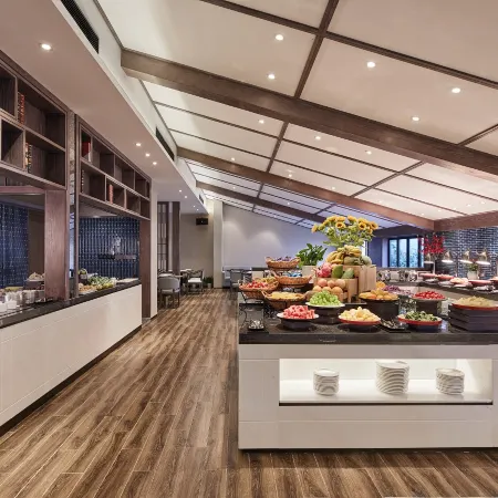 Manya Hotel