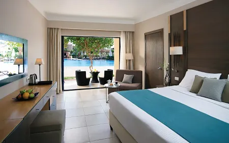 Coral Sea Aqua Club Resort Отели рядом с достопримечательностью «Бей- Набк»