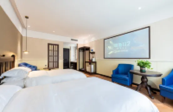 Yake Town Hotel (Changchun Railway Station)