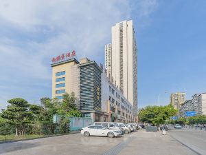 Chongqing Sigman Hotel (Hechuan Powerlong Plaza New Bus Station)