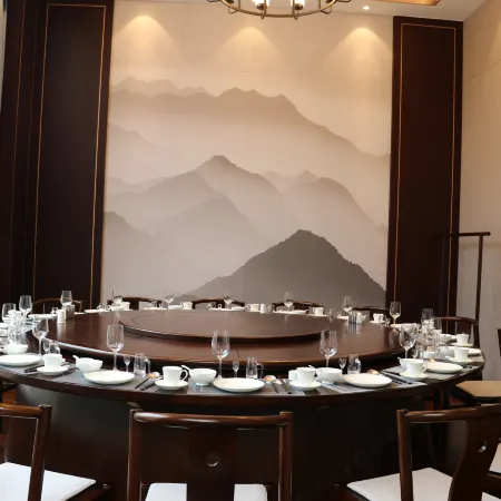 Fuping Mingshe Hotel