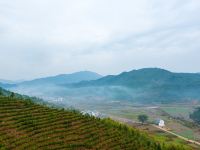 婺源篁岭归园田居民宿 - 豪华大床房