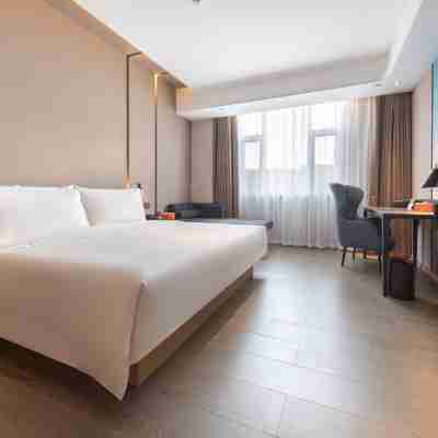 Datong Dongxin Plaza Atour Hotel Rooms