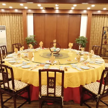 Queli Hotel