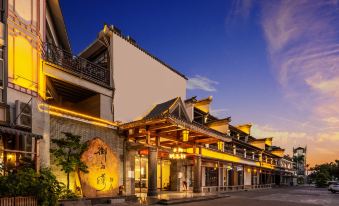 Royal Bay Hotel (Zhuhai Baiteng Lake)