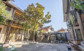 Floral Hotel·Lijiang Yunxinzhu Hotel (Shuhe Ancient Town Sifang Street Store)
