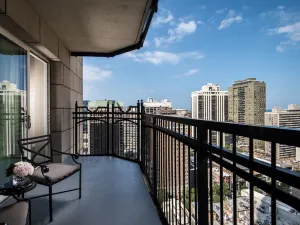 Waldorf Astoria Chicago