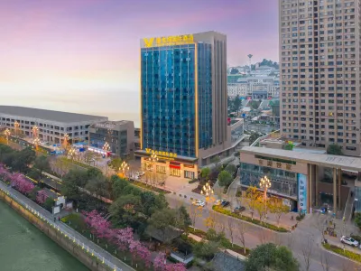 Vienna International Hotel Kunming Anning Donghu Branch Hotels near Bajiezhen Passenger Transport Terminal
