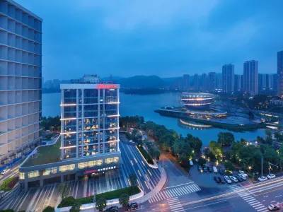 長沙梅溪湖希爾頓歡朋酒店 鄰近小咖釣娛露營垂釣基地的酒店