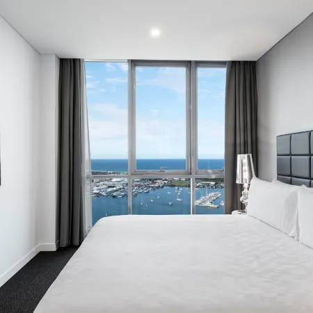 Meriton Suites Southport Hotels in Gold Coast