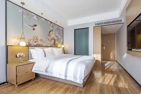 Dabie Mountain Hotel