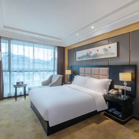 Leshan Hotel