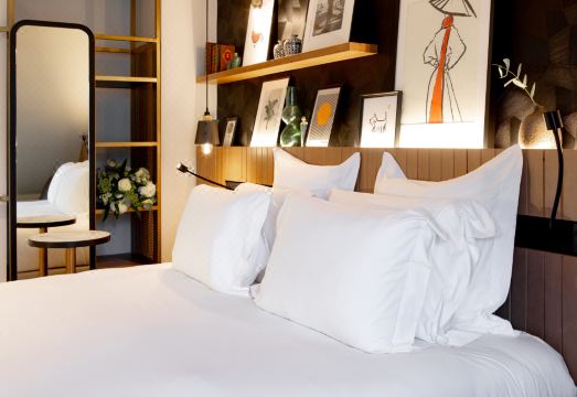 호텔 드 로세안 패리스 감성적인 로비