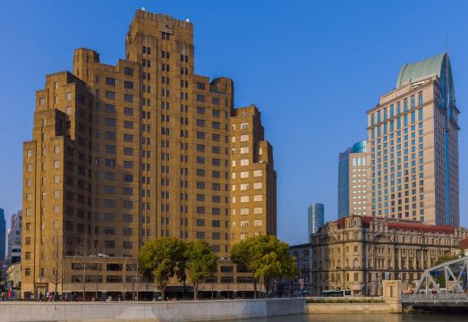 1. 브로드웨이 맨션..