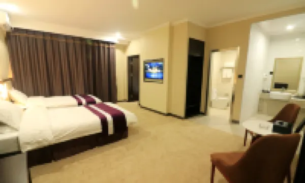 East Ulagai Hotel