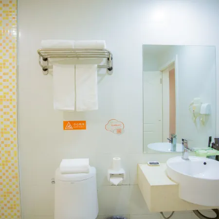 Home inn (Jingxi Jinxiu Ancient Town Longtan Park Branch)