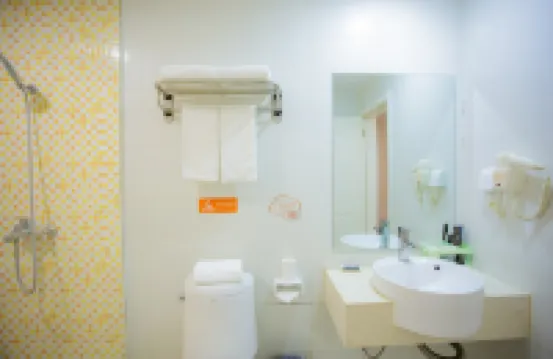 Home inn (Jingxi Jinxiu Ancient Town Longtan Park Branch)