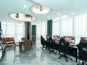 Linyi Bobo Xiong E-sports Hotel